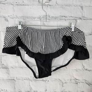 George swim Bikini Bottoms Sz 2XL black and white A25